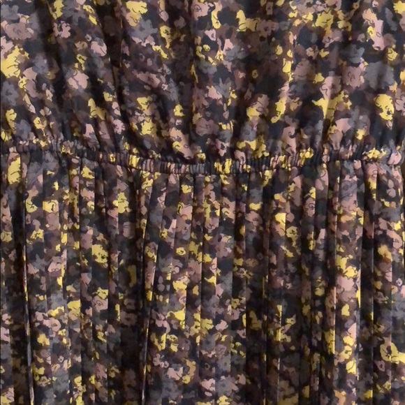 Spring/Fall dress - Picture 4 of 5